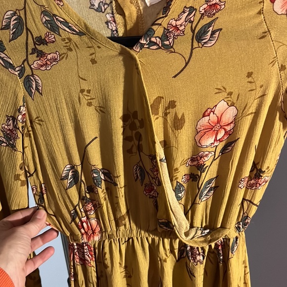 Peyton Bre Yellow Floral Romper Size 12 - Picture 10 of 11